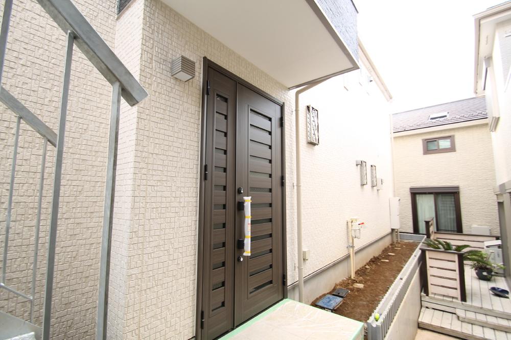 Local appearance photo