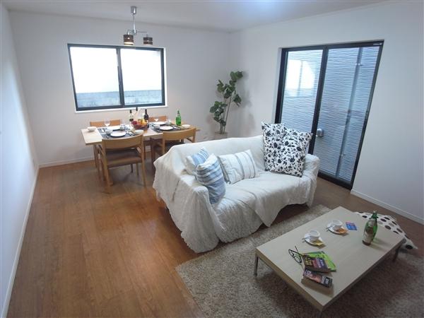 Living. Living 2013 / 10 shooting