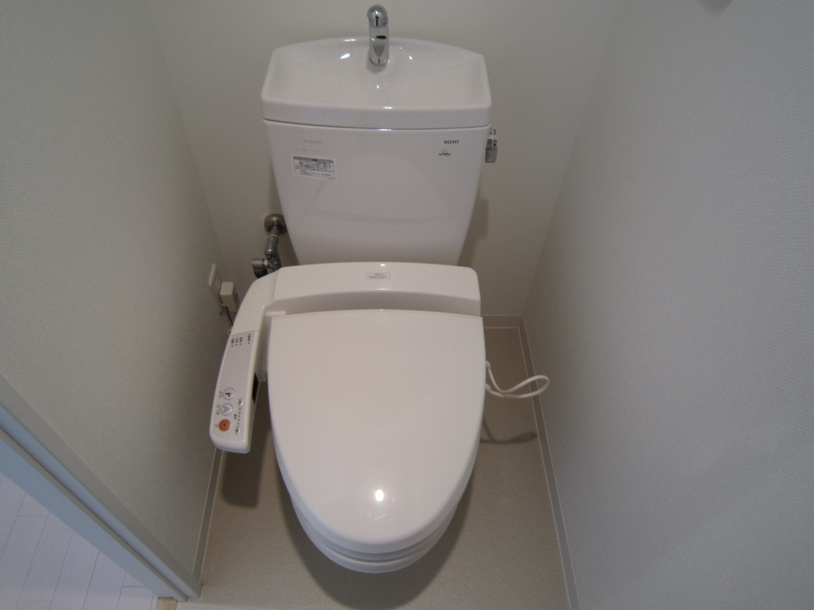 Toilet