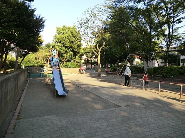 park. 420m until Omameto Sakurada park