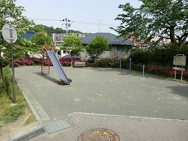 park. 300m until Minami Morooka Yato third park
