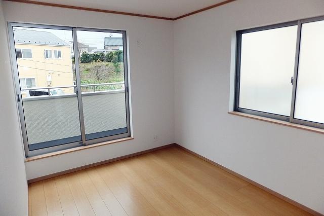 Non-living room. L Building Indoor (November 25, 2013) Shooting