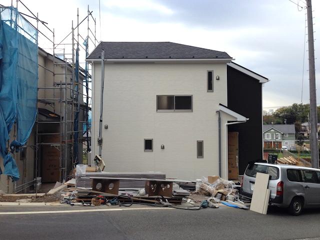 Local appearance photo. 1 Building