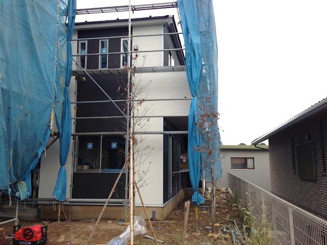 Local appearance photo. Building 3