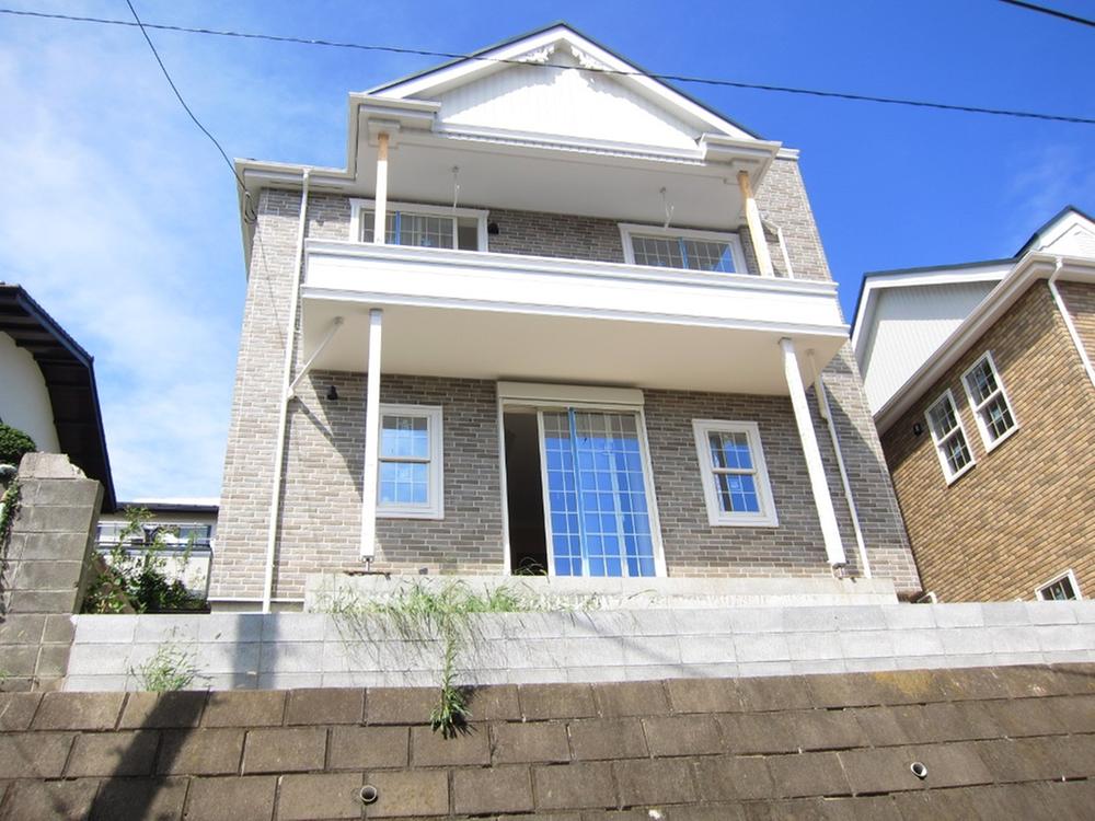 Local appearance photo. Local (August 2013) Shooting Flat 35S Specifications