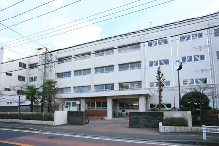 Junior high school. 1838m to Yokohama Municipal Nitta junior high school
