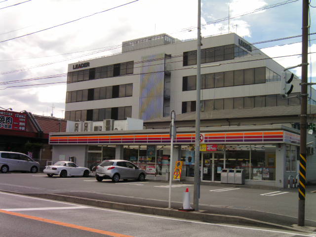 Convenience store. Circle K Yokohama Tsunashimahigashi store up (convenience store) 310m