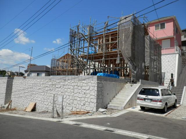 Local appearance photo. Local (August 2013) Shooting 4 Building