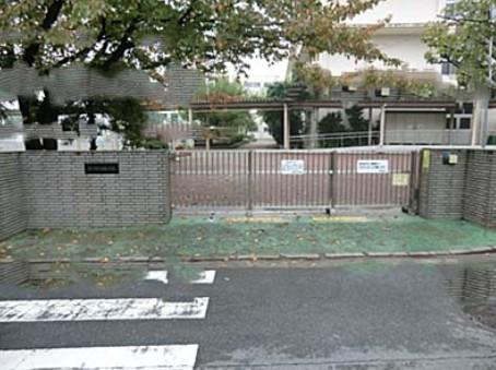 Primary school. 823m to Yokohama Municipal Shirahata Elementary School