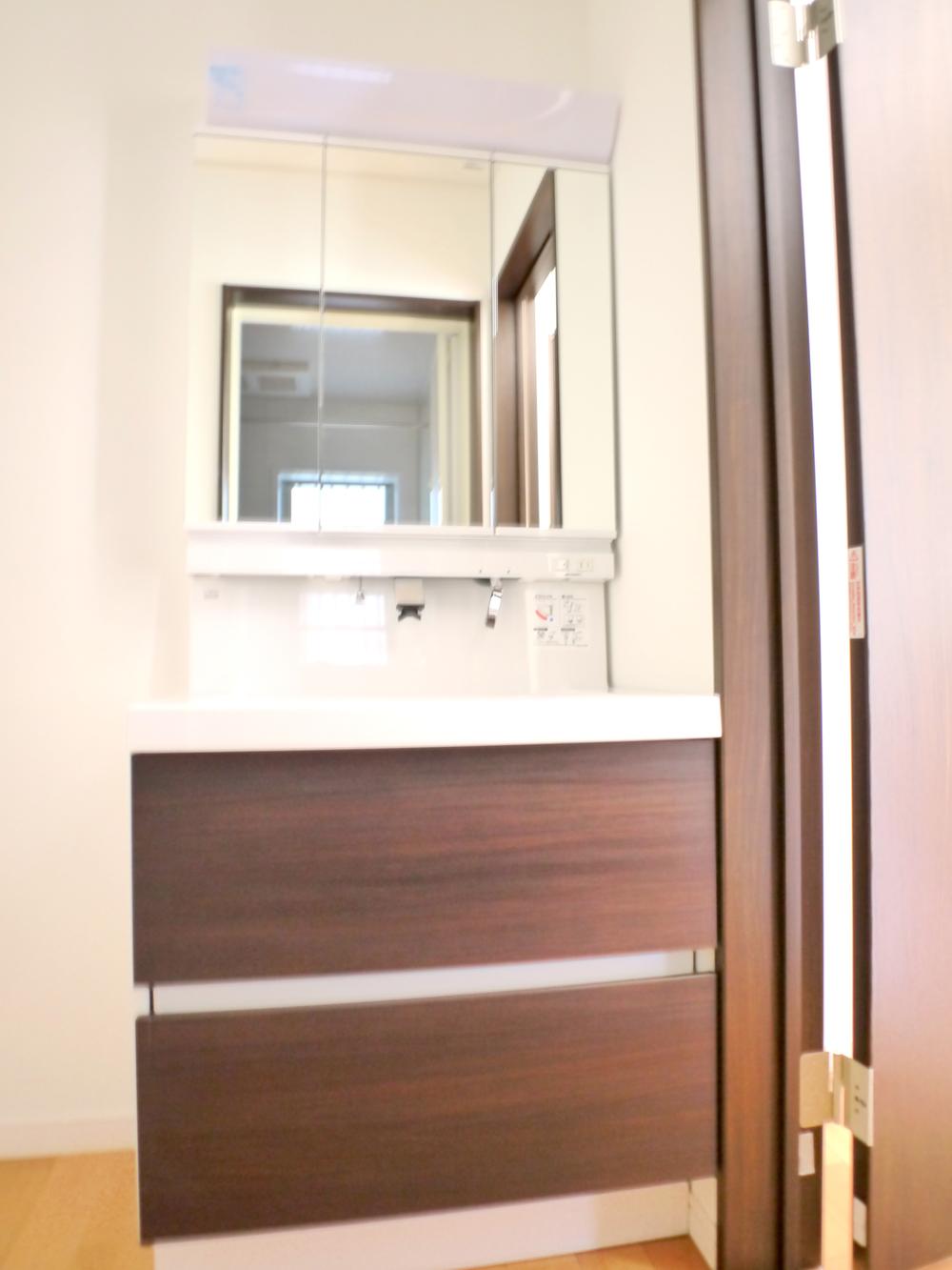 Same specifications photos (Other introspection). Example of construction (sold, housing)