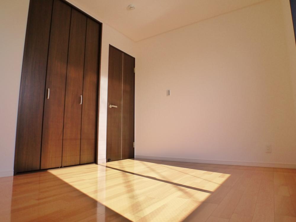 Same specifications photos (Other introspection). Example of construction (sold, housing)