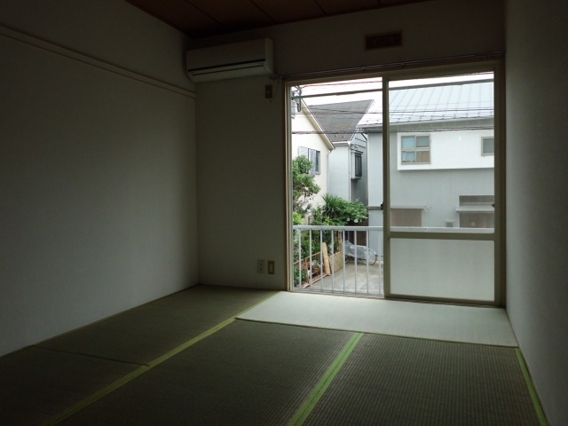 Living and room. Relaxing Japanese-style room