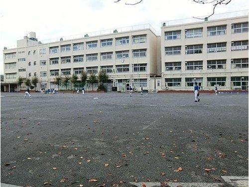 Primary school. Morooka until elementary school 480m