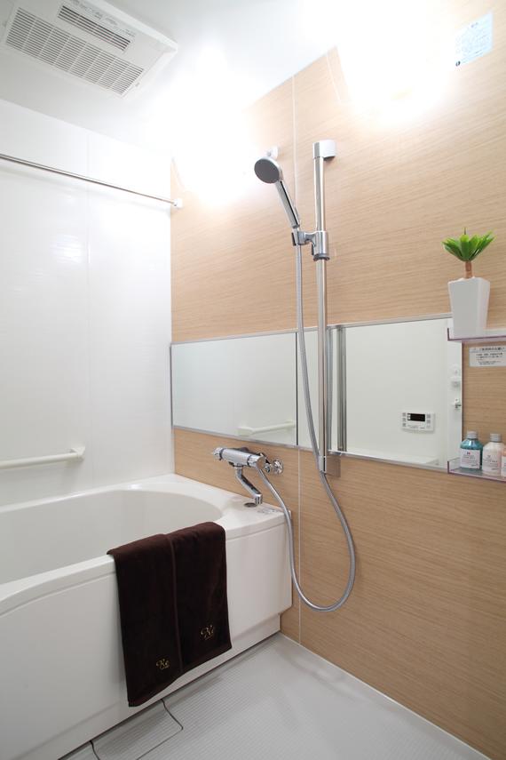 Same specifications photo (bathroom). Renovation construction cases
