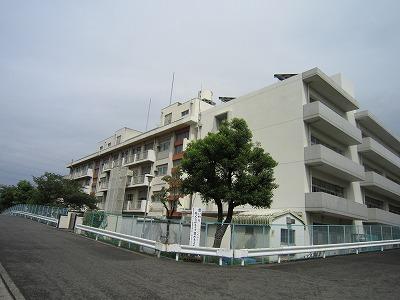 Primary school. 833m to Yokohama Municipal neoptile Elementary School