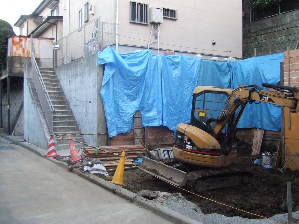 Local appearance photo. Local (02 May 2013) Shooting