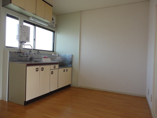 Kitchen.  ※ It is a photograph of the other rooms.