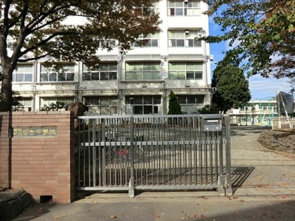 Junior high school. Tarumachi 1700m until junior high school