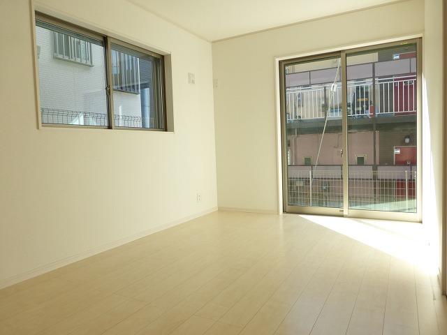 Non-living room. 1 Building Indoor (November 19, 2013) Shooting