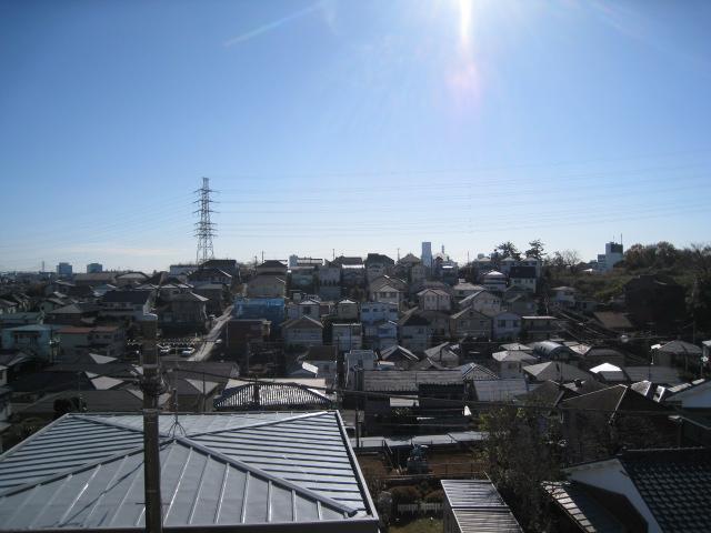 View photos from the dwelling unit. View from the site (December 2013) Shooting