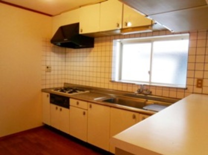 Kitchen. System kitchen.