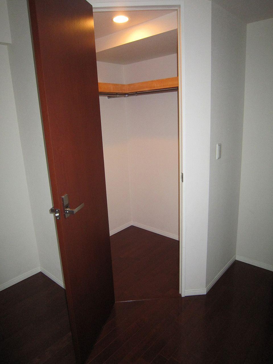 Receipt. Indoor (11 May 2013) Shooting