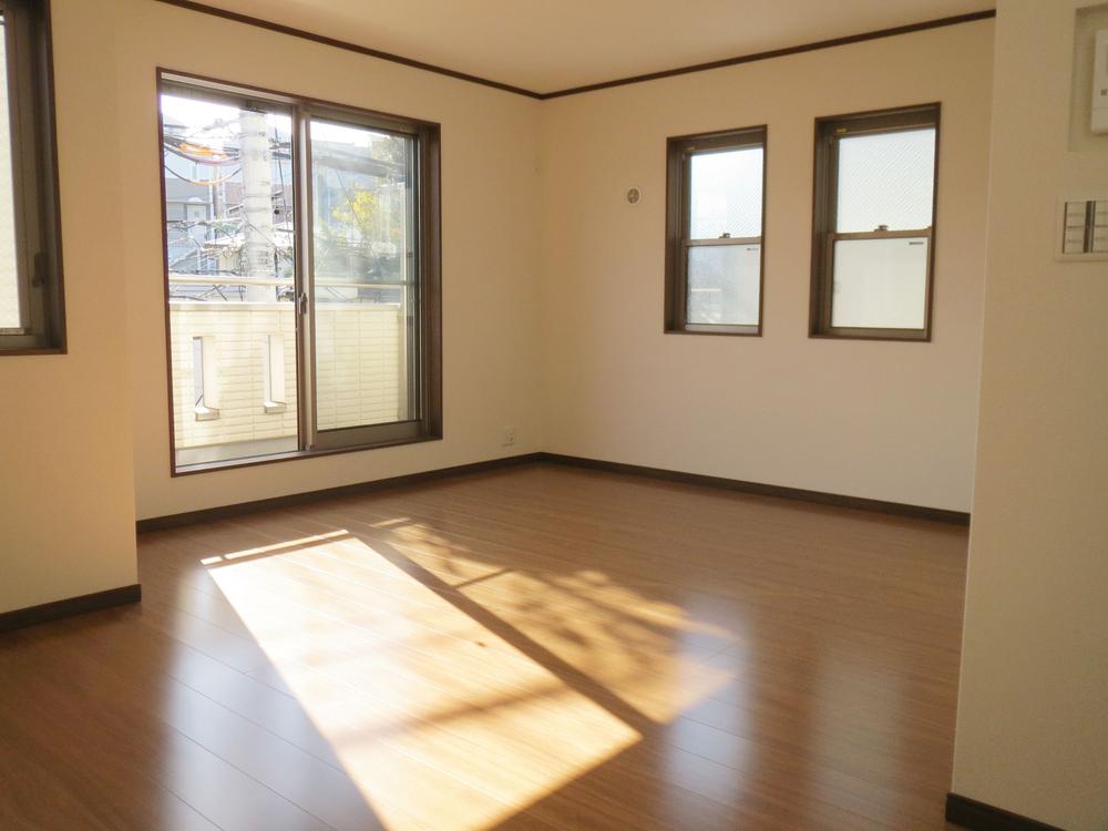 Living. Good with a floor heating daily living