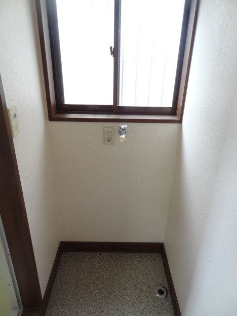 Other Equipment. Indoor Laundry Storage