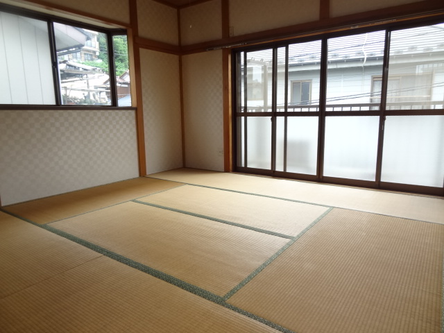 Living and room. Second floor 8 quires Japanese-style room