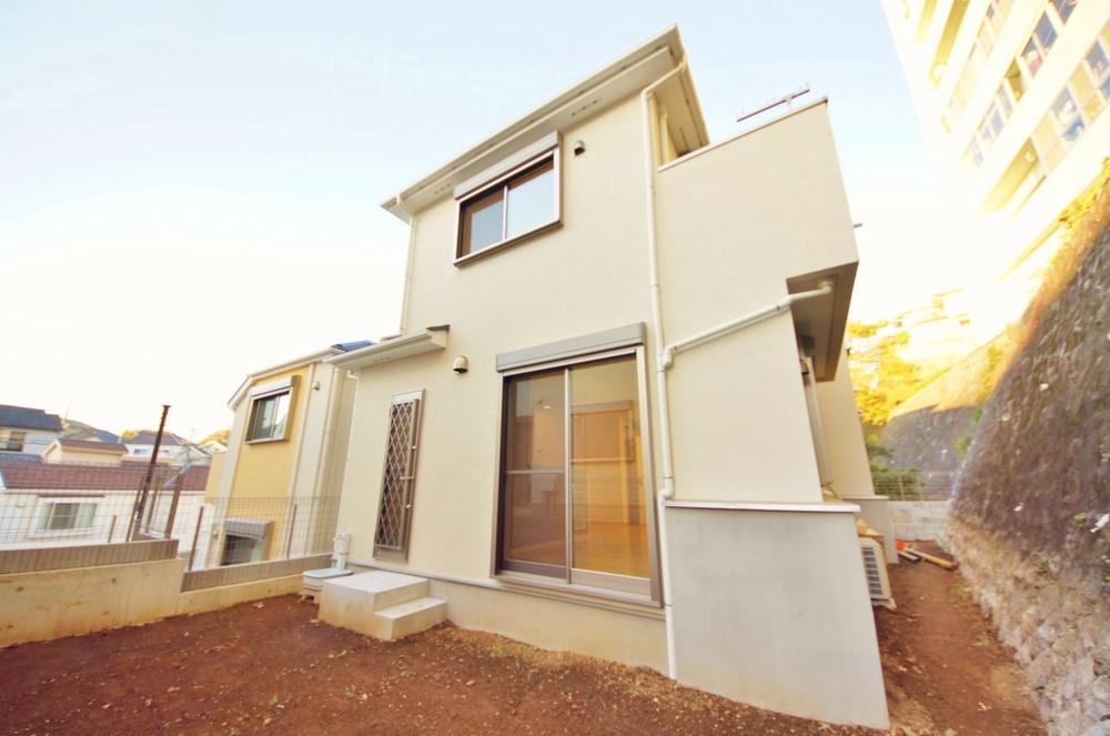 Local appearance photo. Local (11 May 2013) Shooting, Yang hit per terrain of terraced ・ Ventilation is good. 