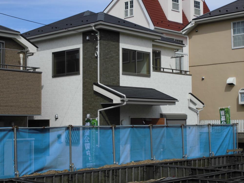 Local appearance photo. Local (10 May 2013) Shooting