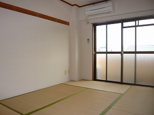 Other room space. Tatami will exchange after the application