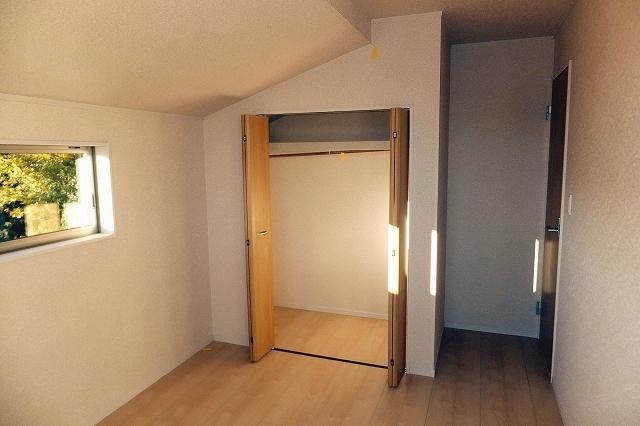 Receipt. 1 Building Indoor (November 29, 2013) Shooting