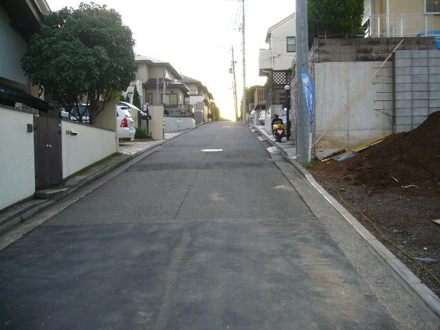 Local photos, including front road. Local (September 2013) Shooting