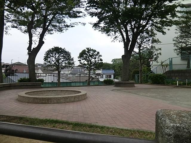 park. Ido Bruno 50m to Kubo Kitakoen