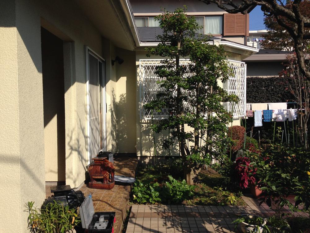 Garden. Local (11 May 2013) Shooting