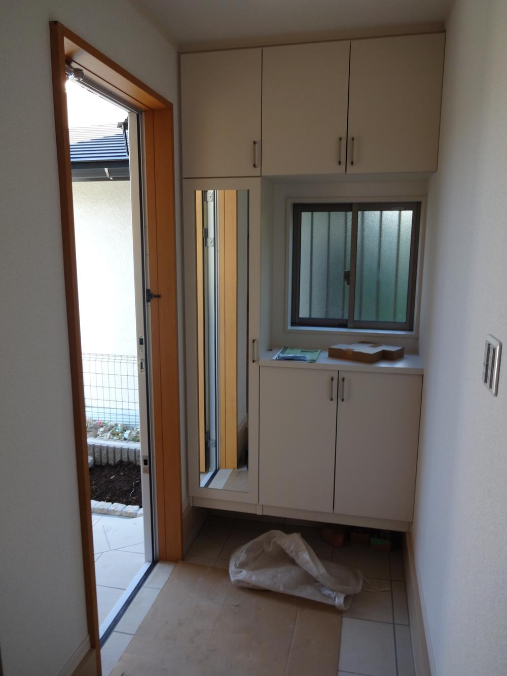 Receipt. Entrance storage