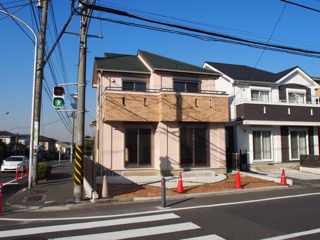 Local appearance photo