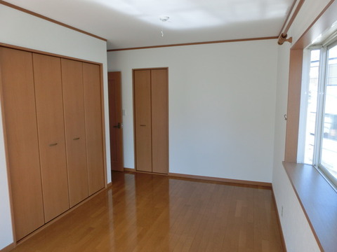 Other room space. Western-style 3 to about 7.5 Pledge
