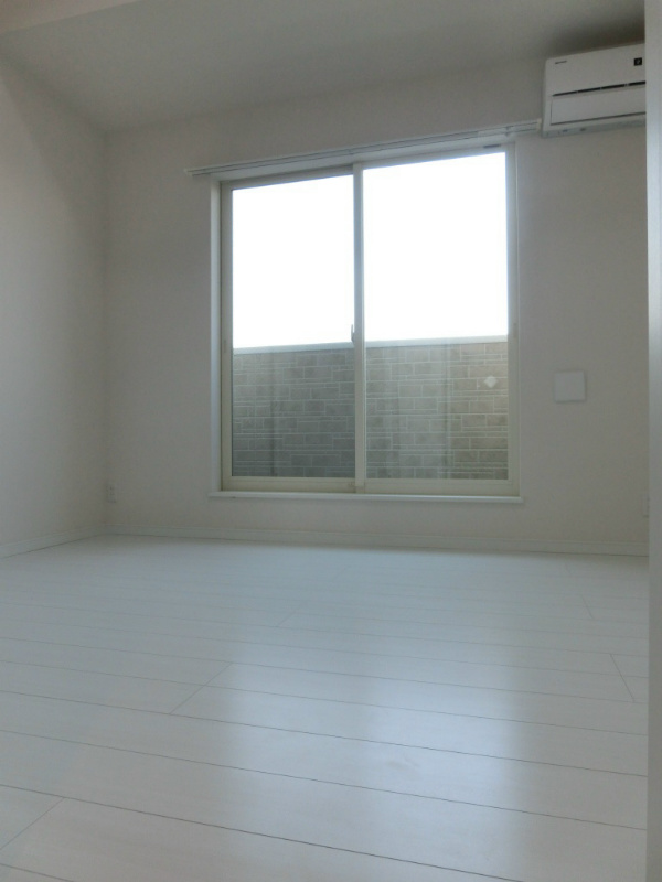 Other room space. Air-conditioned