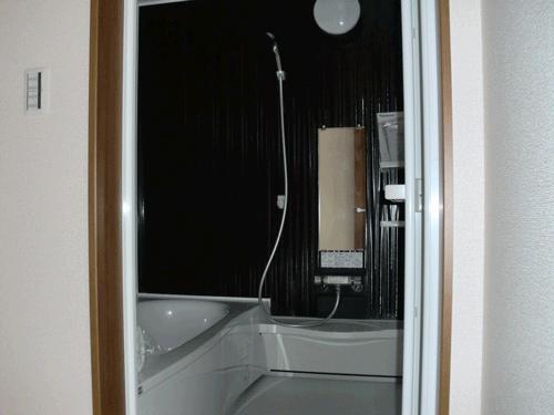 Bathroom. Indoor (11 May 2013) Shooting