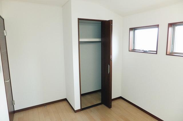 Receipt. A Building room (October 17, 2013) Shooting