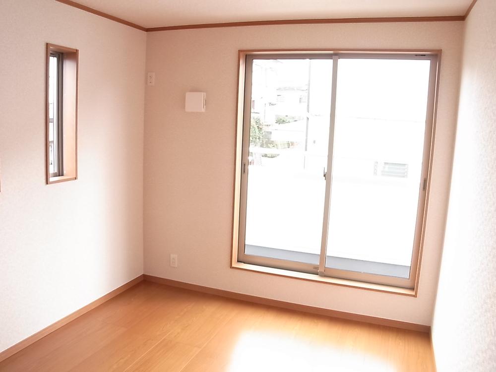 Non-living room. Indoor (11 May 2013) Shooting