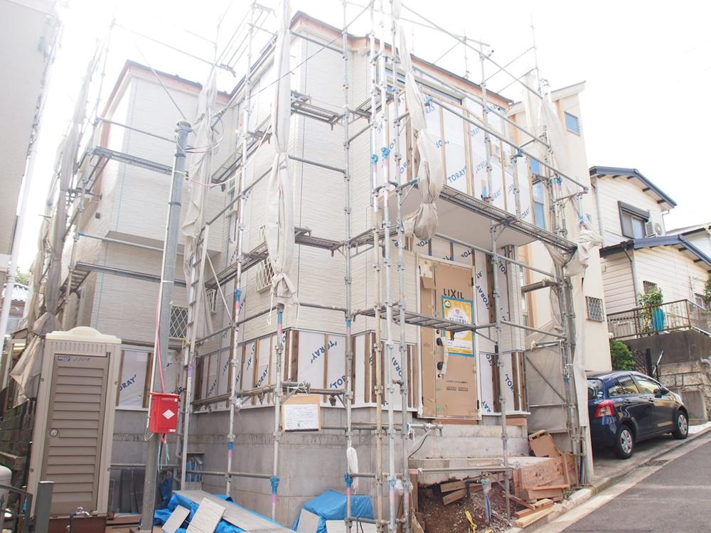 Local appearance photo. Local (late October 2013) Shooting