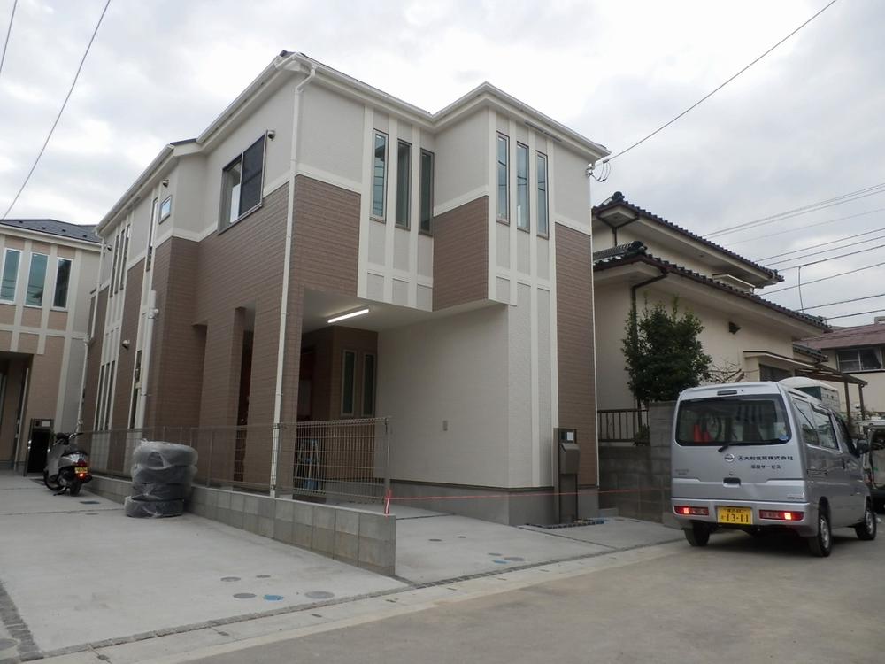 Local appearance photo. Local (12 May 2013) Shooting 9 Building appearance