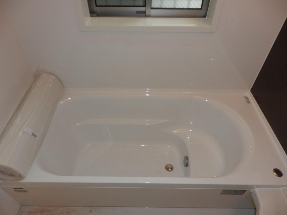 Bathroom. Indoor (December 8, 2013) Shooting 9 Building bathroom