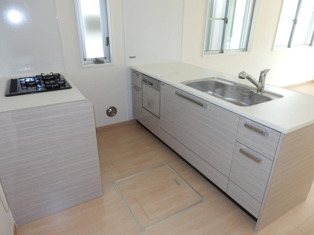 Kitchen. Same specifications