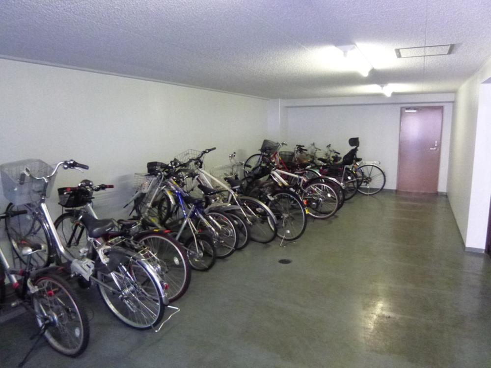 Other common areas. Bicycle Parking (indoor)