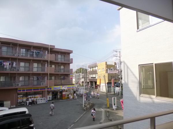 View photos from the dwelling unit