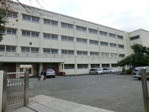 Junior high school. Konandai 1200m until the first junior high school